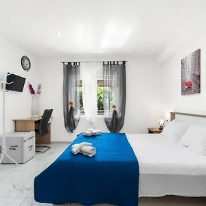 3* Guest house Alice