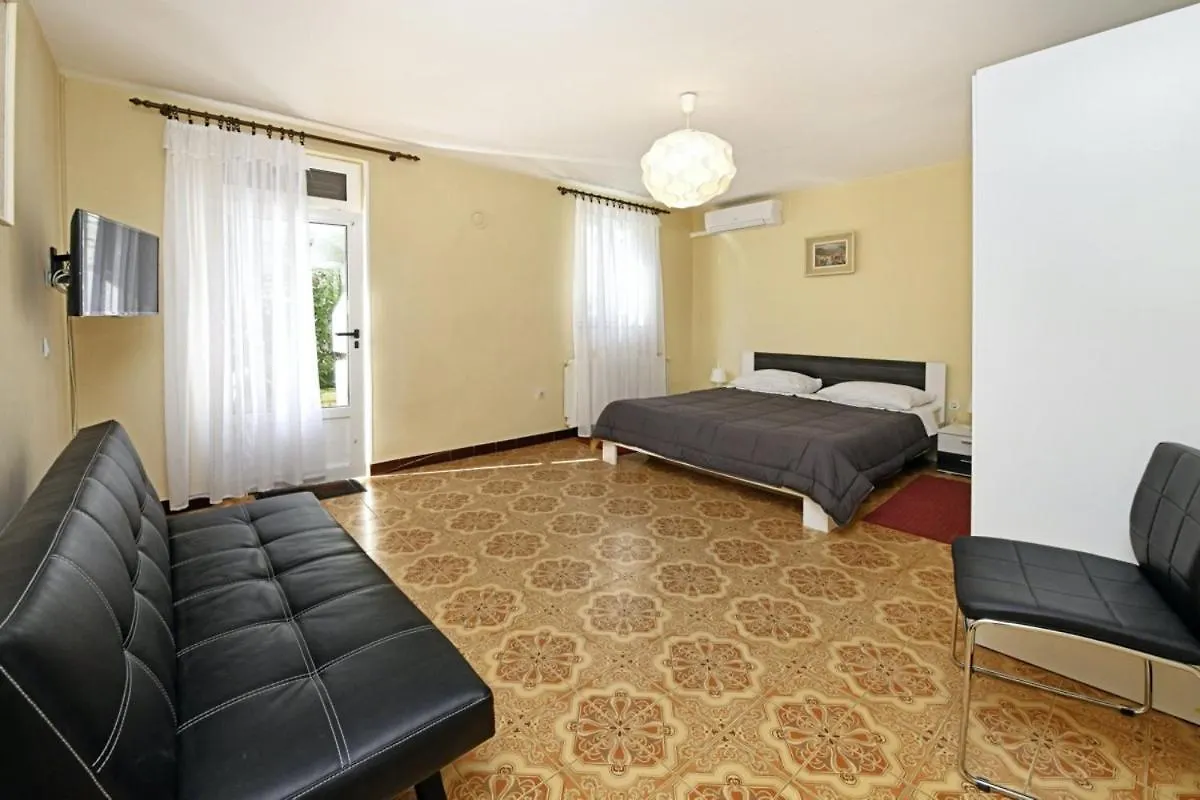 Krebel In Porec - Istrien Guest house